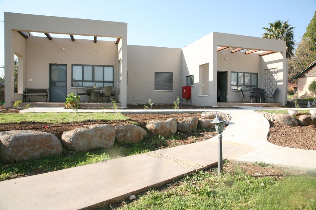 Aviv Bagalille Villa She'ar Yashuv Exterior photo